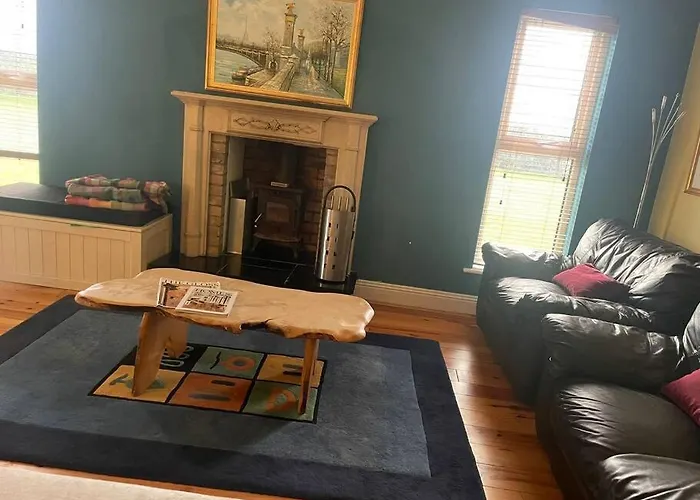 Дом отдыха Easkey House